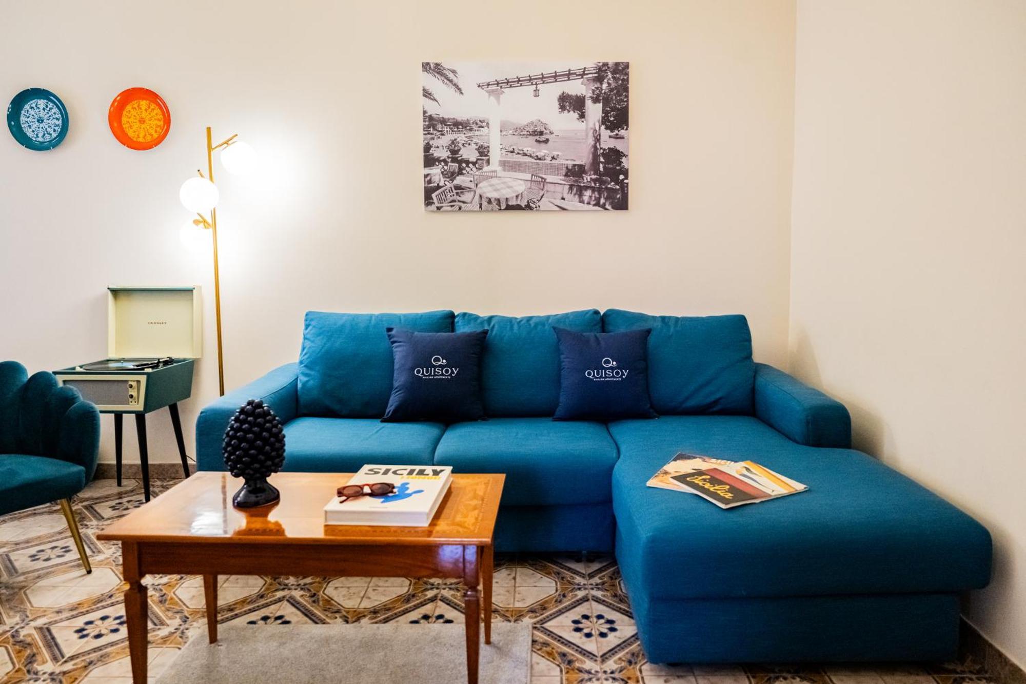 Achilles Apartment Giardini Naxos Ngoại thất bức ảnh