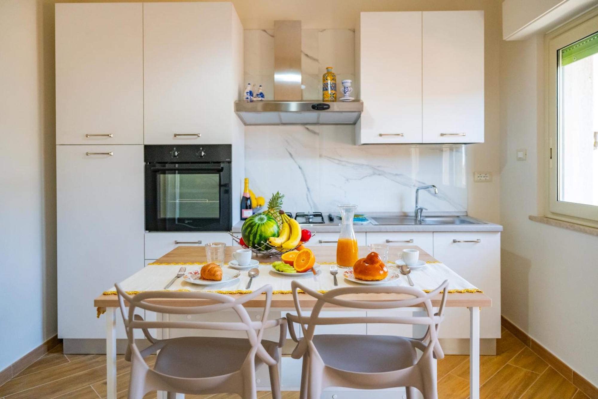 Achilles Apartment Giardini Naxos Ngoại thất bức ảnh